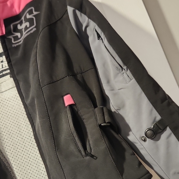 Black and Pink Motorcycle Protection Gear Jacket - Picture 4 of 9